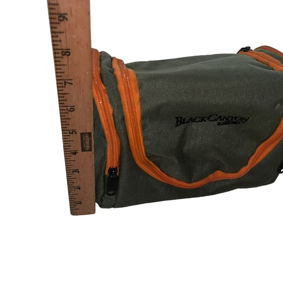 Black Canyon Outfitters Travel Bag Green Toiletries Kit Organizer Zip Closure - Picture 6 of 7
